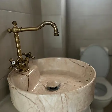 Apartman Shades Of View *