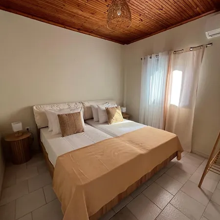 Shades Of View Pórosz