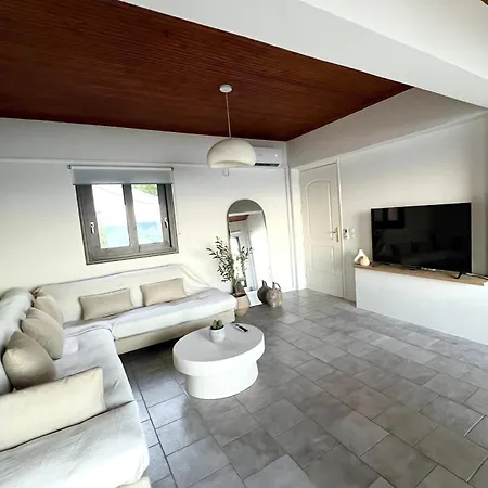 Apartman Shades Of View